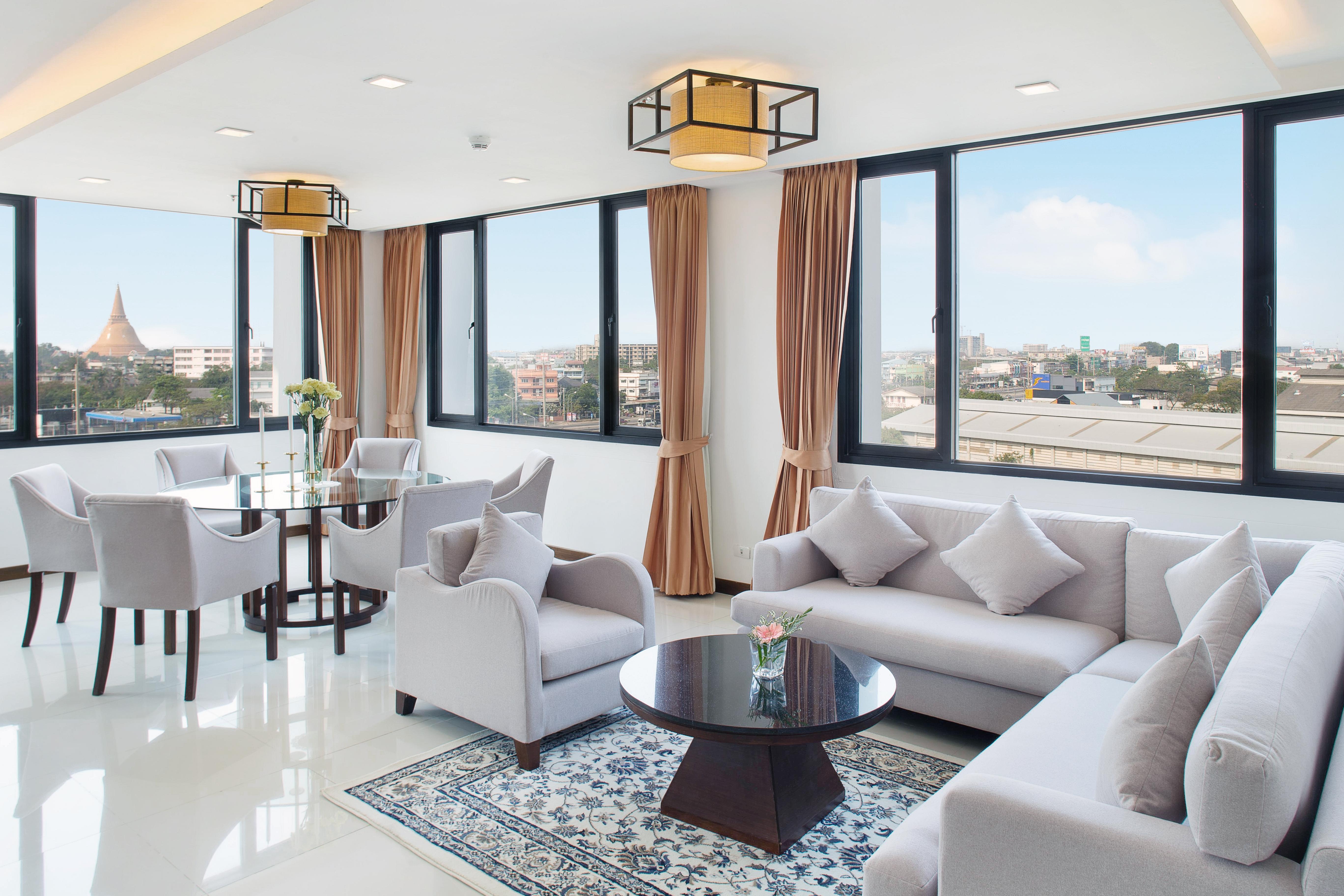 Mida Grande Hotel Dhavaravati Nakhon Pathom - Sha Plus Esterno foto
