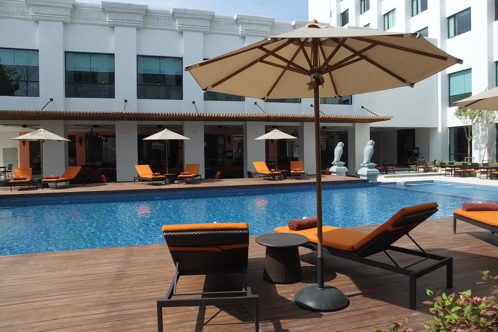 Mida Grande Hotel Dhavaravati Nakhon Pathom - Sha Plus Esterno foto